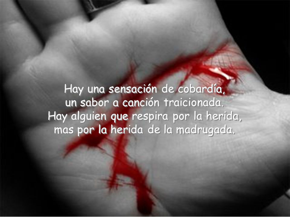 Hay una sensación de cobardía, un sabor a canción traicionada.