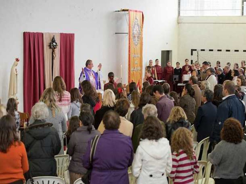 - En la SAGRADA LITURGIA... la Eucaristía es el lugar privilegiado