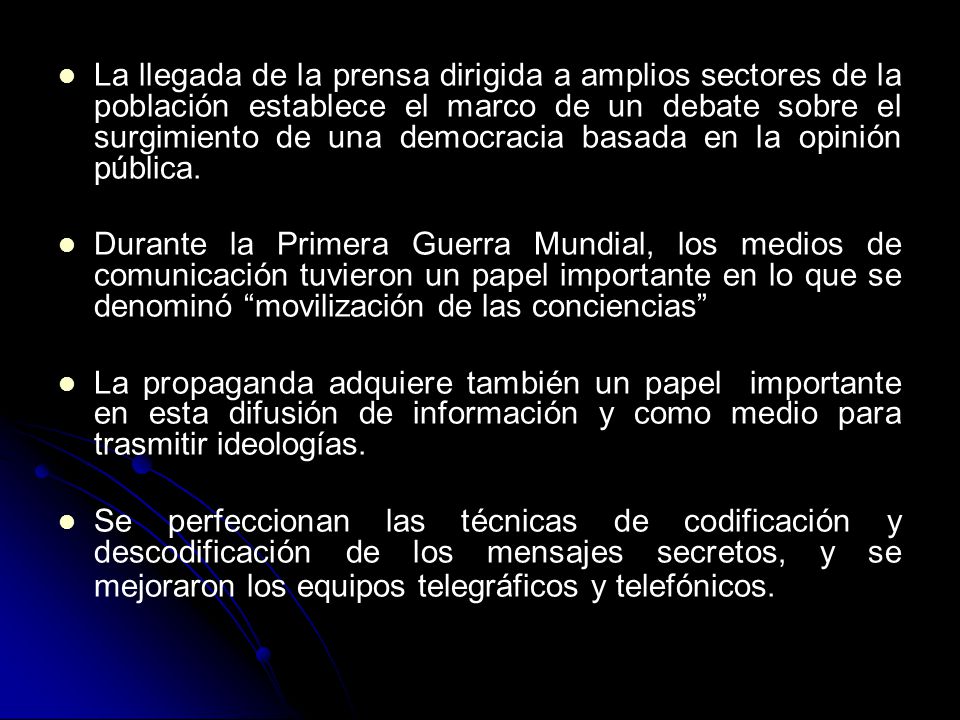 La llegada de la prensa dirigida a amplios sectores de la población establece el marco de un debate sobre el surgimiento de una democracia basada en la opinión pública.