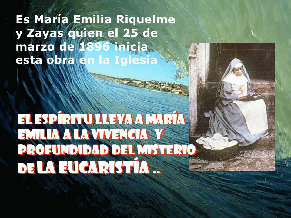 Es María Emilia Riquelme y Zayas quien el 25 de marzo de 1896 inicia esta obra en la Iglesia