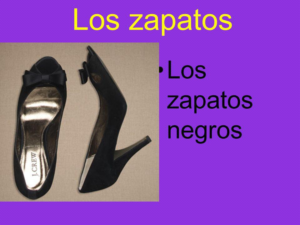 Los zapatos Los zapatos negros