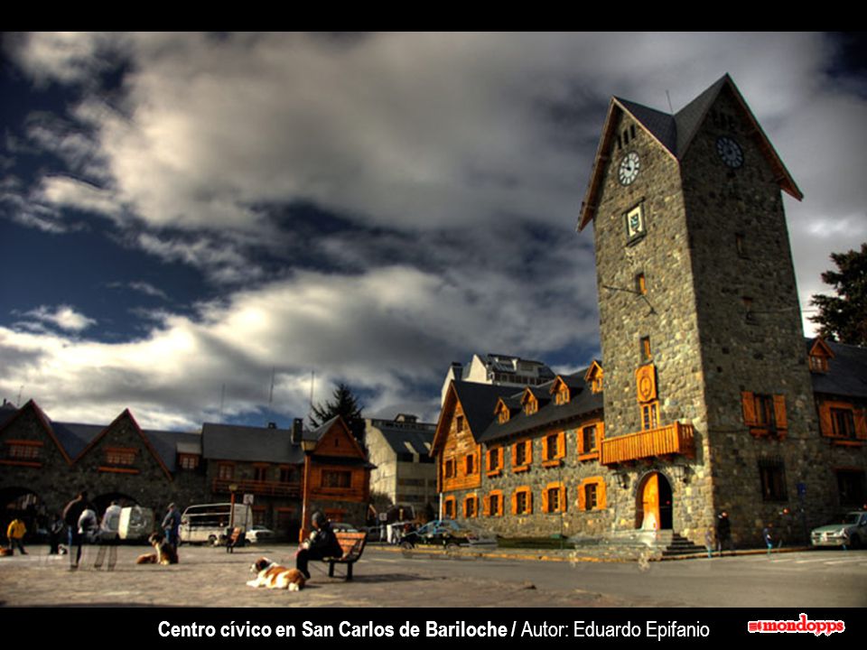 Centro cívico en San Carlos de Bariloche / Autor: Eduardo Epifanio