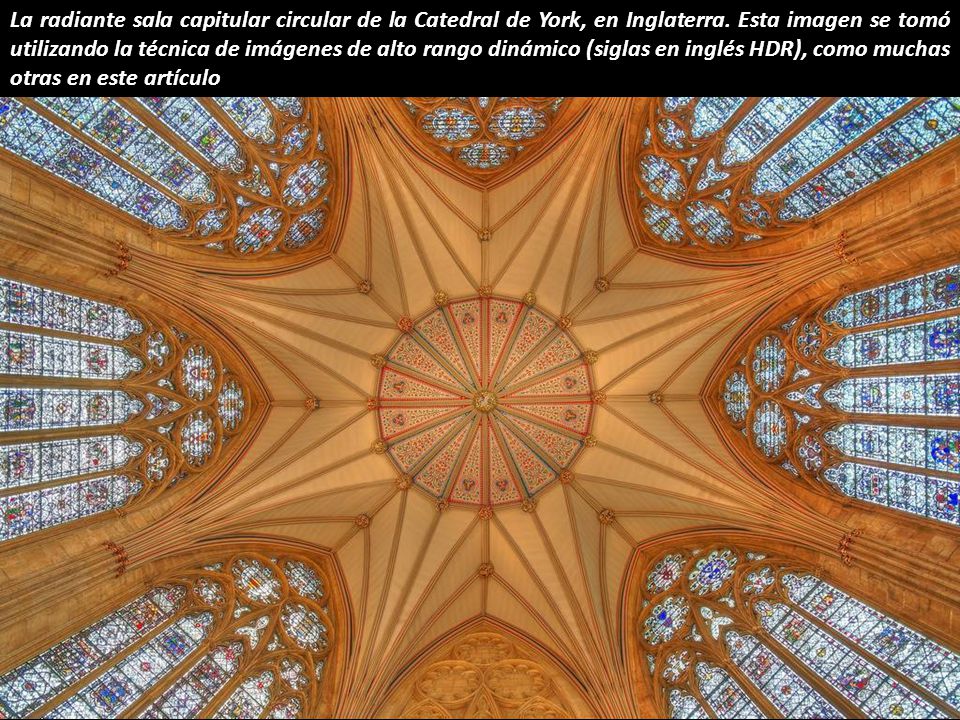 La radiante sala capitular circular de la Catedral de York, en Inglaterra.