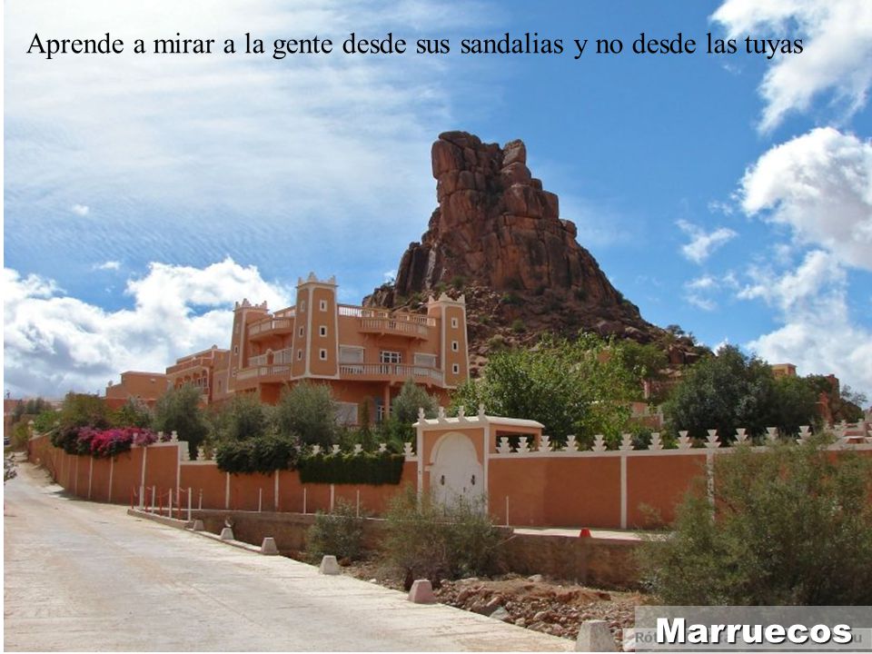 Aprende a mirar a la gente desde sus sandalias y no desde las tuyas