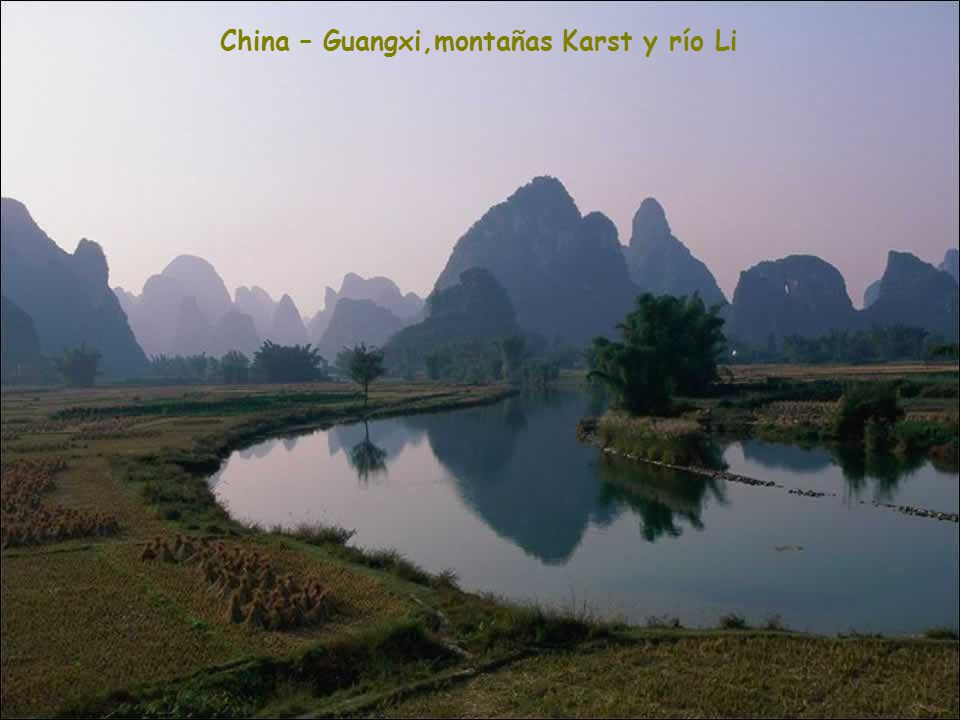 China – Guangxi,montañas Karst y río Li