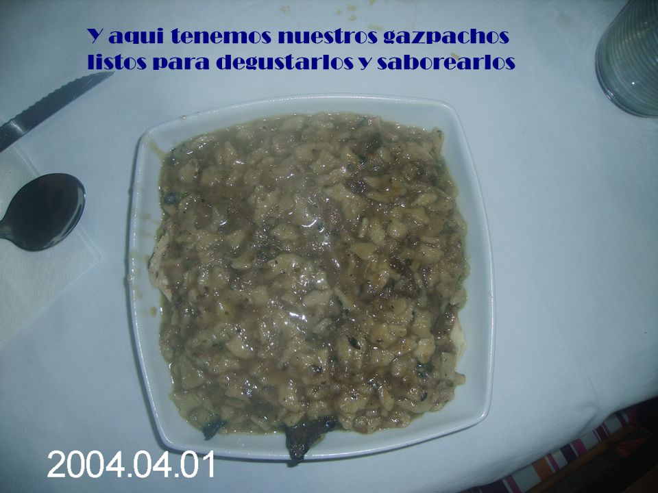 Y aqui tenemos nuestros gazpachos listos para degustarlos y saborearlos