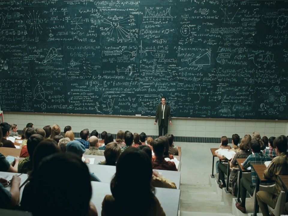 PROFESOR DE FACULTAD: Para saber por qué el pollo cruzó la carretera (tema que se incluirá en el parcial de mañana), lean los apuntes de la página 2 a la 3500.