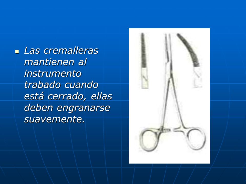 Las cremalleras mantienen al instrumento trabado cuando está cerrado, ellas deben engranarse suavemente.