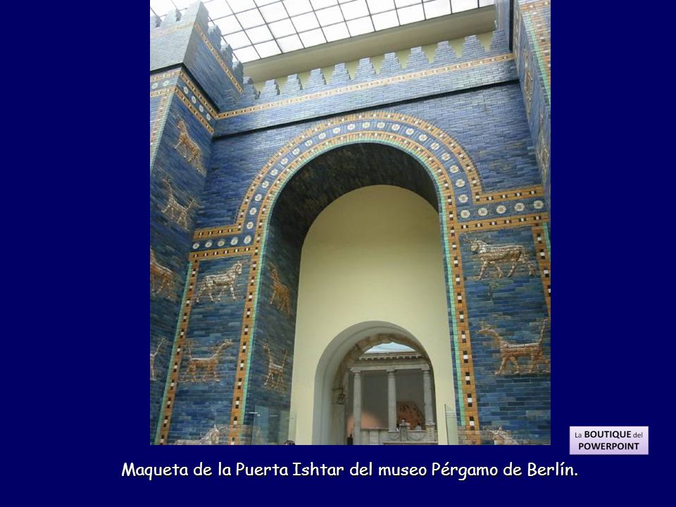 Maqueta de la Puerta Ishtar del museo Pérgamo de Berlín.