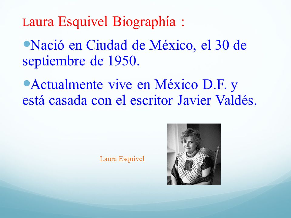 Nació en Ciudad de México, el 30 de septiembre de