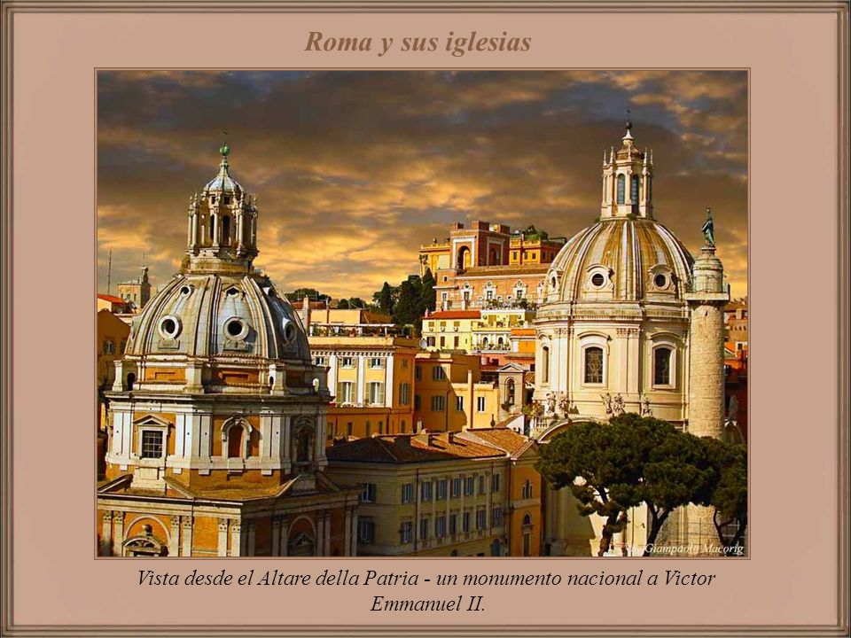 Vista desde el Altare della Patria - un monumento nacional a Victor