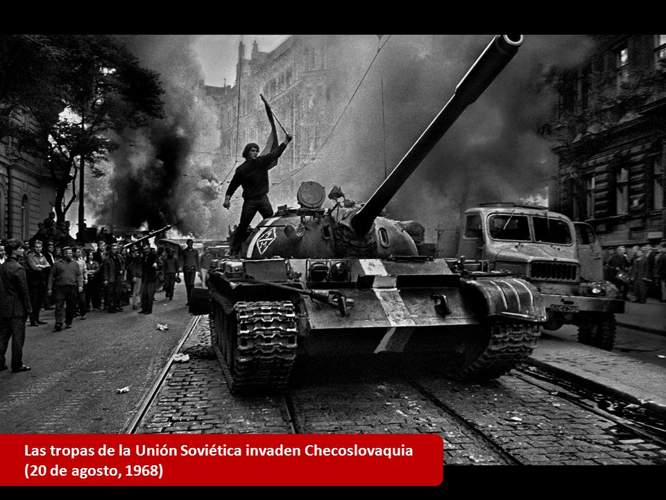 Las tropas de la Unión Soviética invaden Checoslovaquia (20 de agosto, 1968)