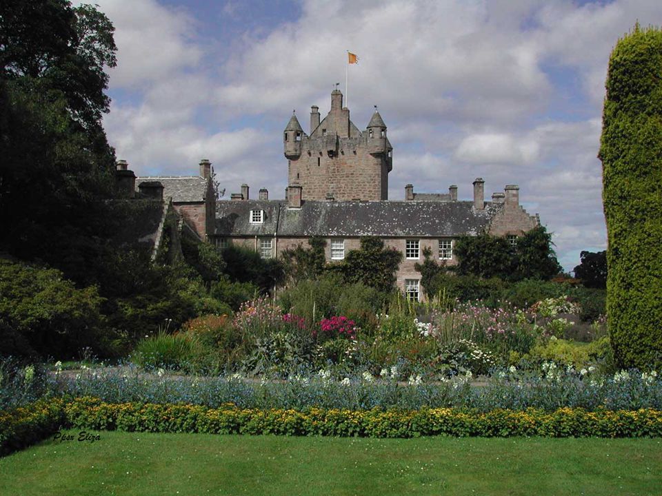 Muy cerca de Inverness está el Castillo de Cawdor que perteneció al clan Calder.