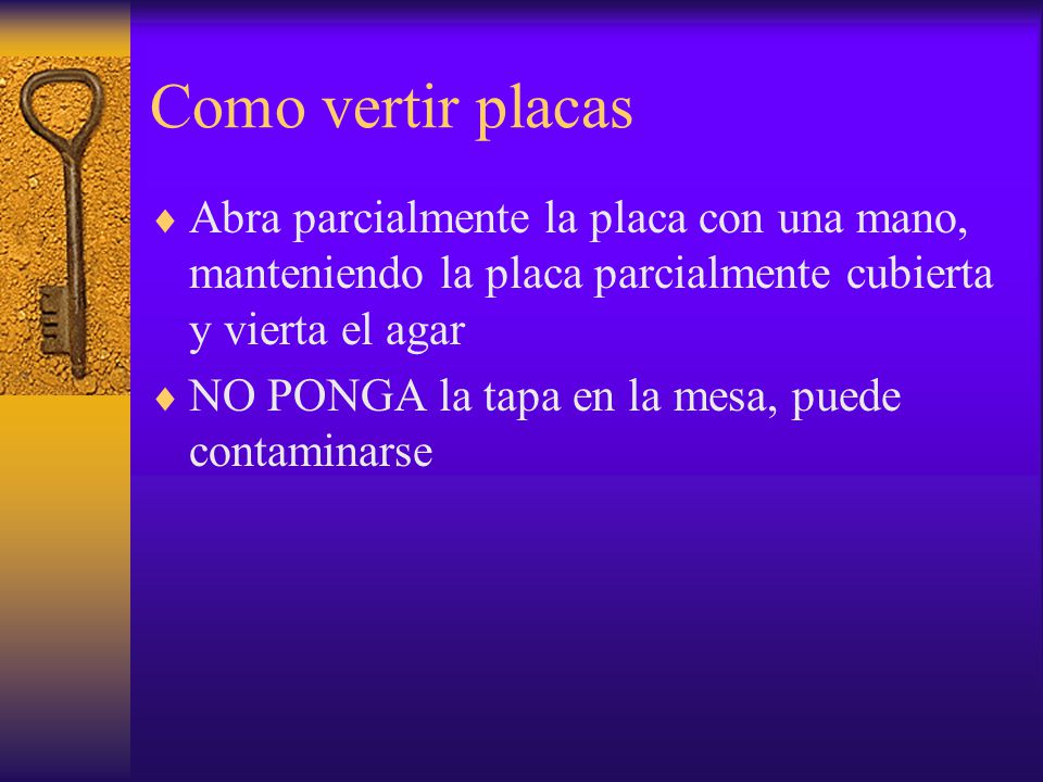 Como vertir placas Abra parcialmente la placa con una mano, manteniendo la placa parcialmente cubierta y vierta el agar.