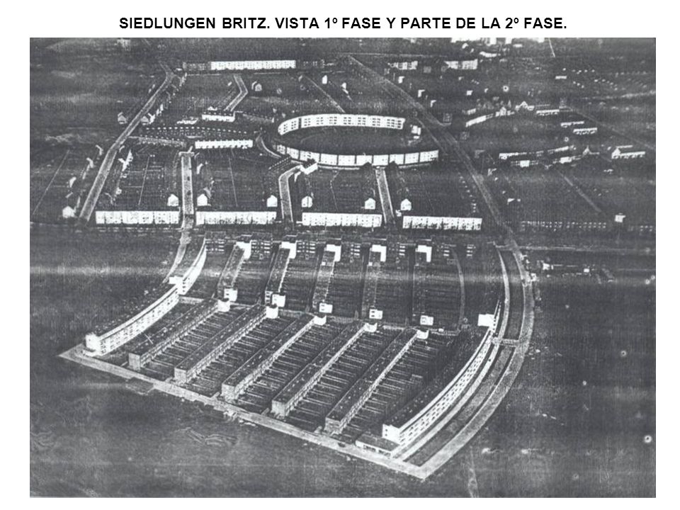 SIEDLUNGEN BRITZ. VISTA 1º FASE Y PARTE DE LA 2º FASE.