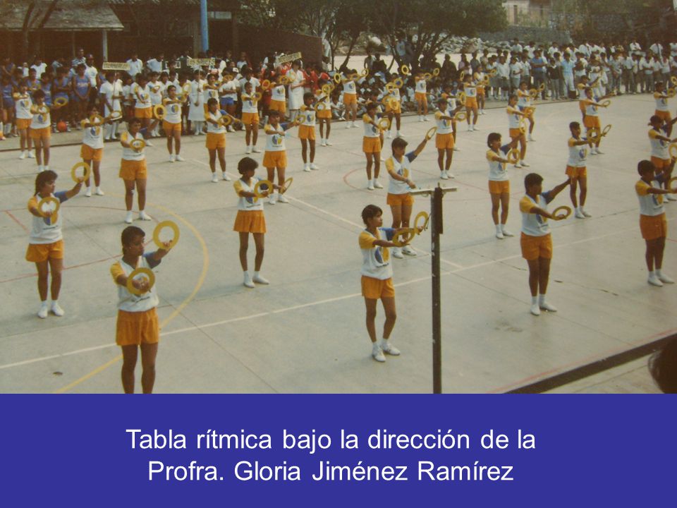 Tabla rítmica bajo la dirección de la Profra. Gloria Jiménez Ramírez