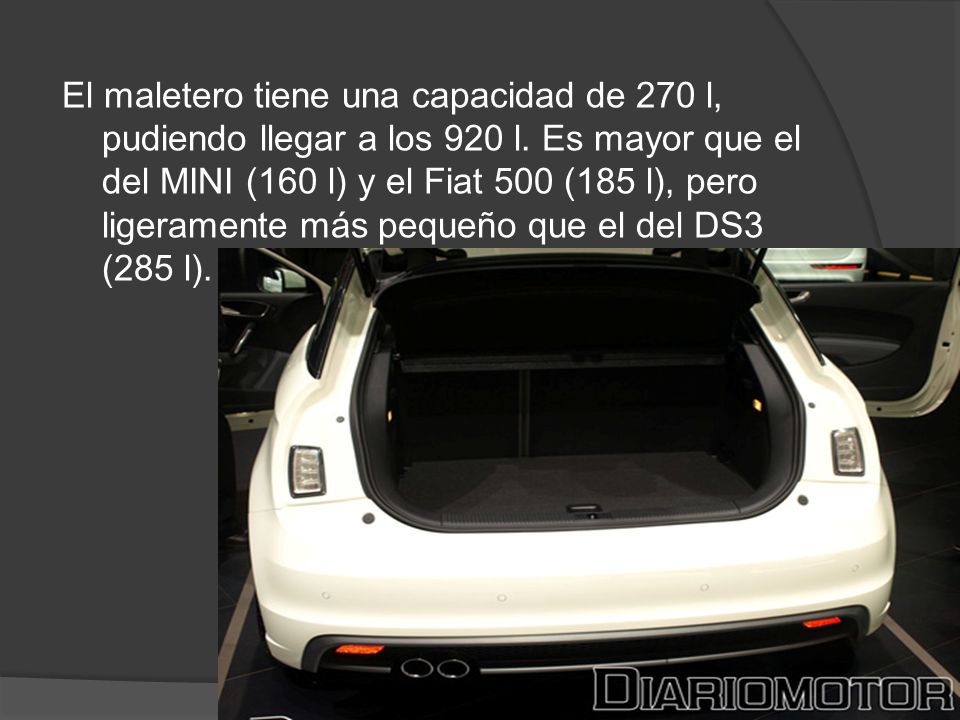 El maletero tiene una capacidad de 270 l, pudiendo llegar a los 920 l