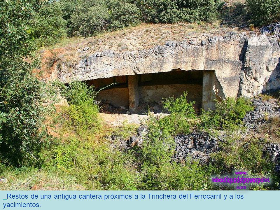 Restos de una antigua cantera próximos a la Trinchera del Ferrocarril y a los yacimientos.