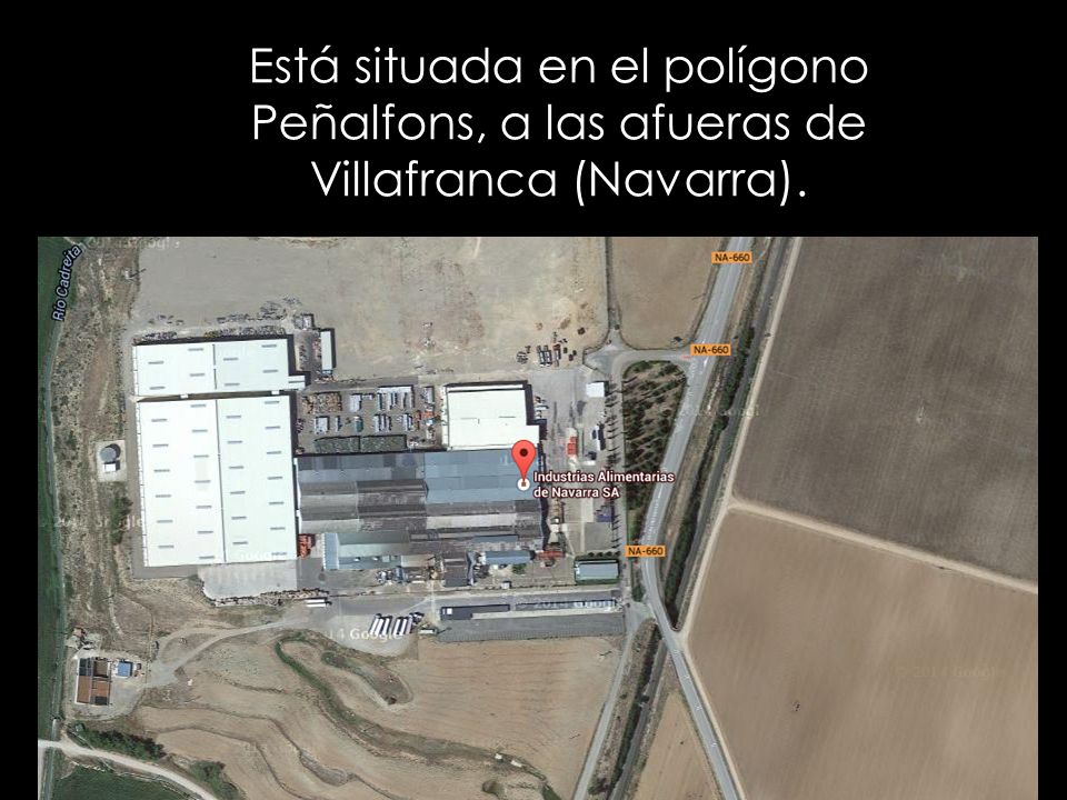 Está situada en el polígono Peñalfons, a las afueras de Villafranca (Navarra).
