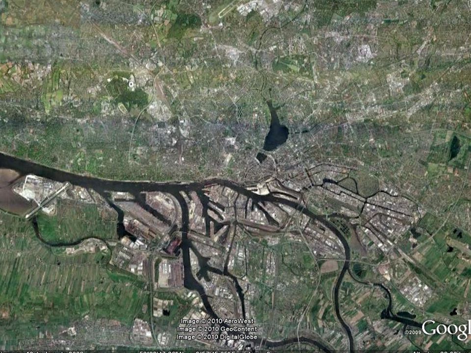 Hamburgo. Puerto interior, el segundo de Europa después de Roterdam
