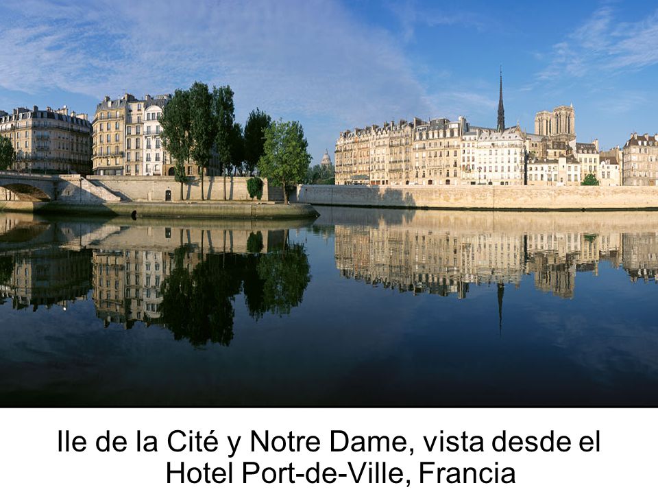 Ile de la Cité y Notre Dame, vista desde el Hotel Port-de-Ville, Francia