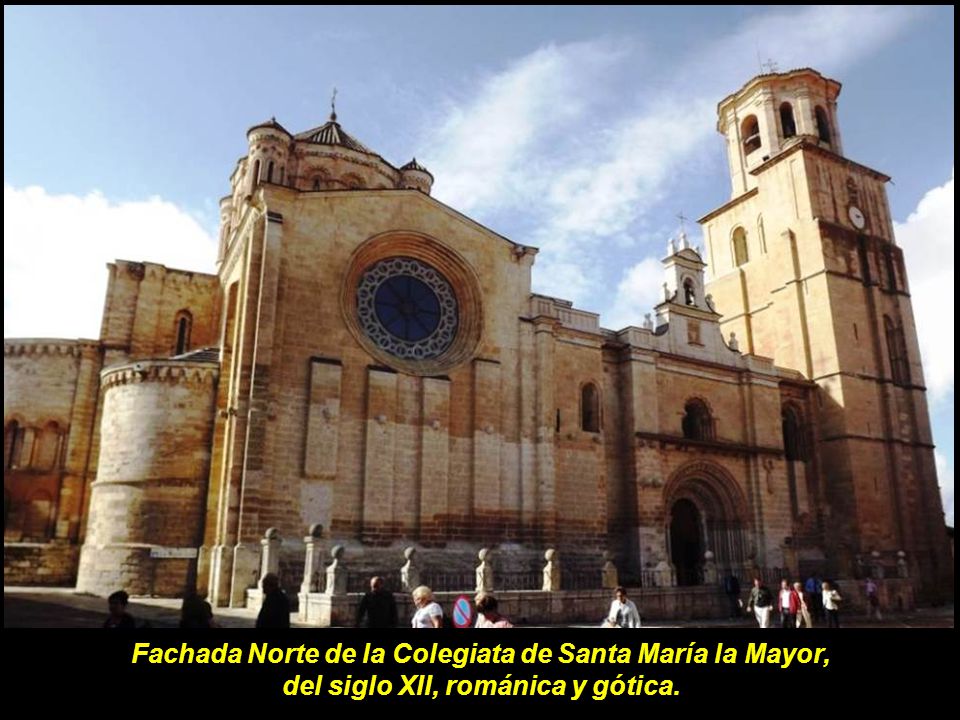 Fachada Norte de la Colegiata de Santa María la Mayor,