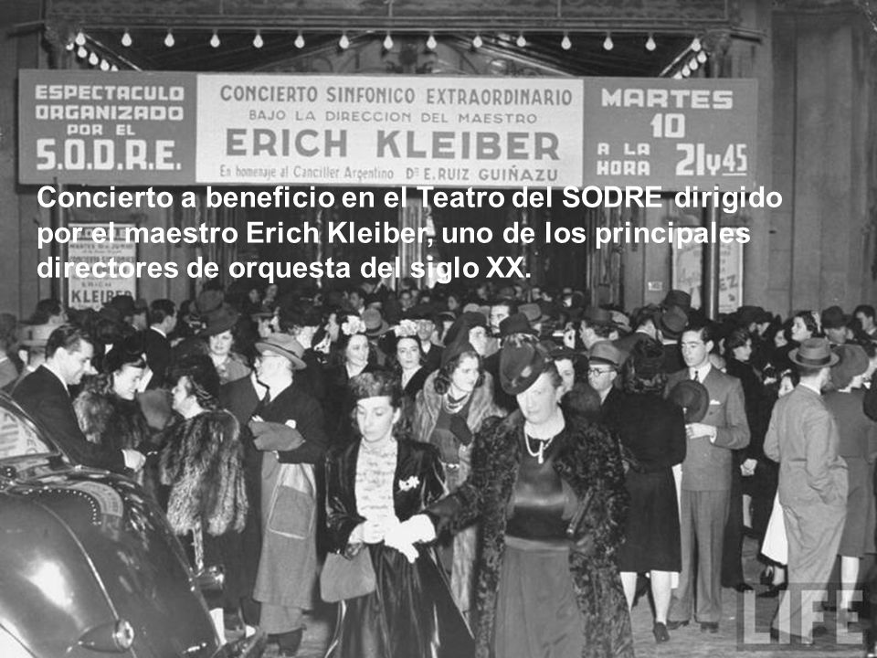 Concierto a beneficio en el Teatro del SODRE dirigido por el maestro Erich Kleiber, uno de los principales directores de orquesta del siglo XX.