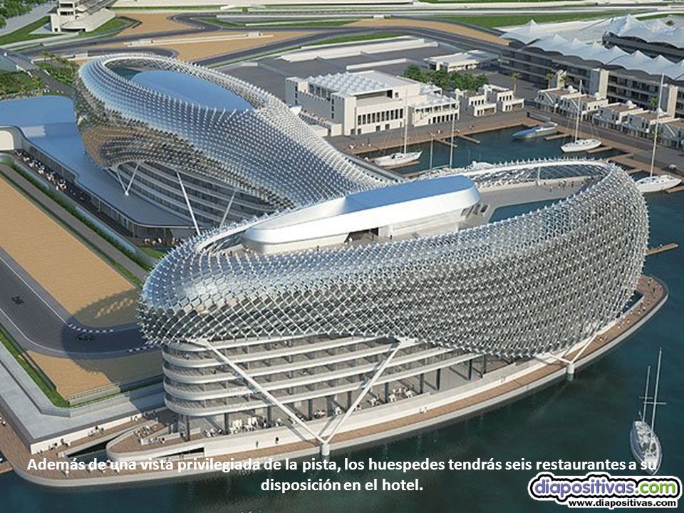 Además de una vista privilegiada de la pista, los huespedes tendrás seis restaurantes a su disposición en el hotel.