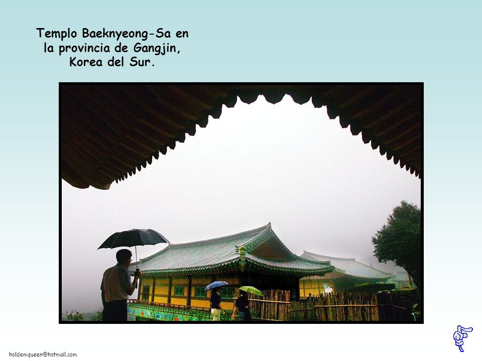 Templo Baeknyeong-Sa en la provincia de Gangjin, Korea del Sur.