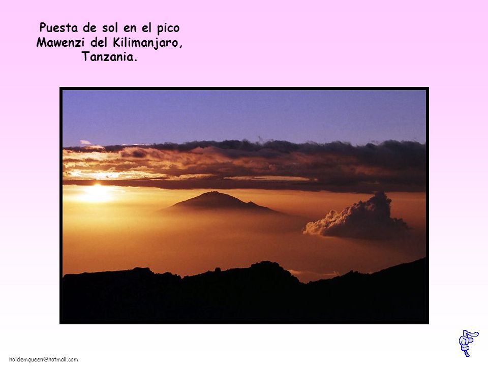 Puesta de sol en el pico Mawenzi del Kilimanjaro, Tanzania.