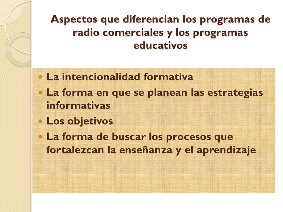 Aspectos que diferencian los programas de radio comerciales y los programas educativos