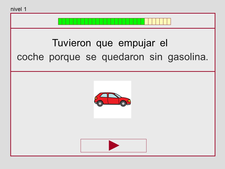 Tuvieron que empujar el coche porque se quedaron sin gasolina.