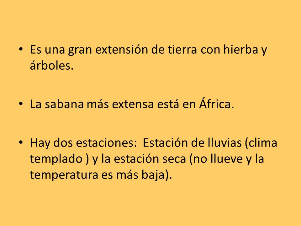 Es una gran extensión de tierra con hierba y árboles.