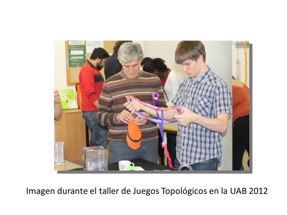 Imagen durante el taller de Juegos Topológicos en la UAB 2012