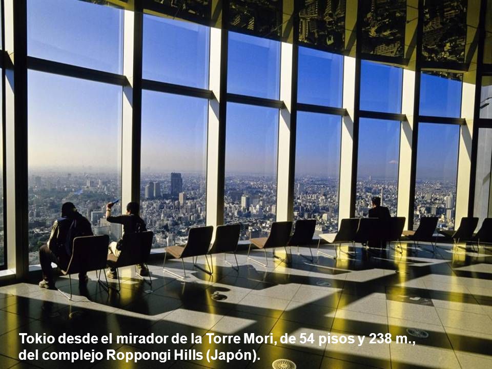 Tokio desde el mirador de la Torre Mori, de 54 pisos y 238 m.,