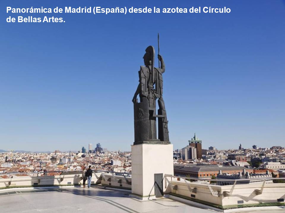 Panorámica de Madrid (España) desde la azotea del Círculo