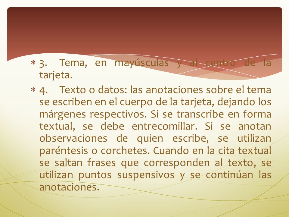 3. Tema, en mayúsculas y al centro de la tarjeta.