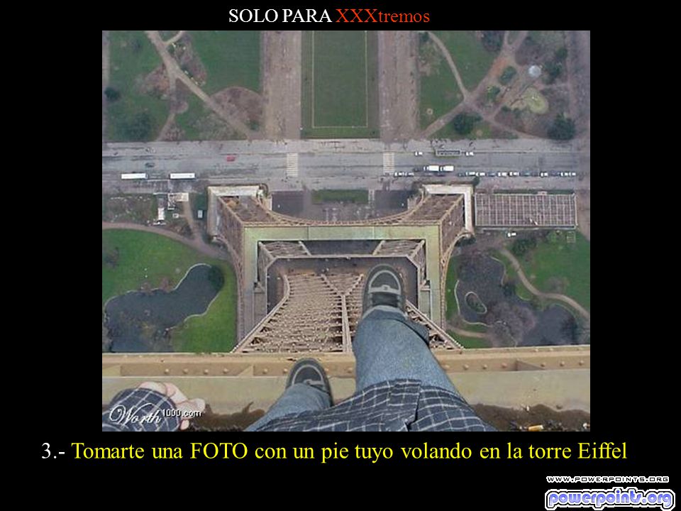 3.- Tomarte una FOTO con un pie tuyo volando en la torre Eiffel