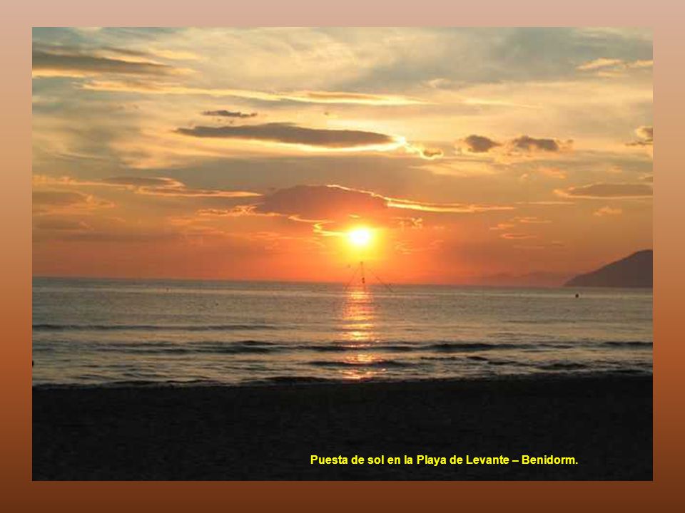 Puesta de sol en la Playa de Levante – Benidorm.