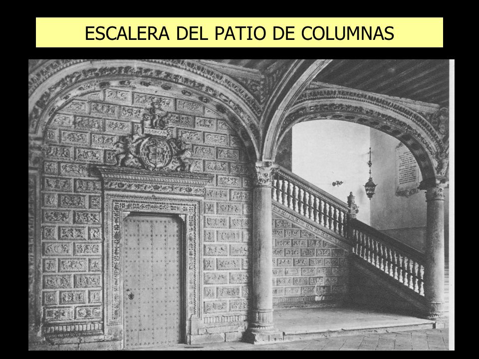 ESCALERA DEL PATIO DE COLUMNAS