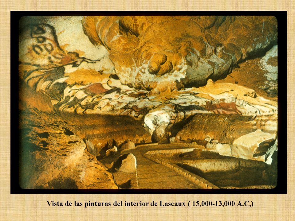 Vista de las pinturas del interior de Lascaux ( 15,000-13,000 A.C,)