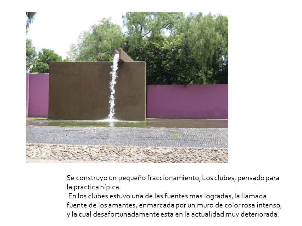Se construyo un pequeño fraccionamiento, Los clubes, pensado para la practica hípica.