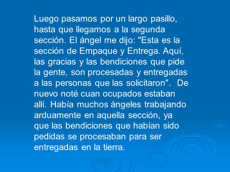 Luego pasamos por un largo pasillo, hasta que llegamos a la segunda sección.