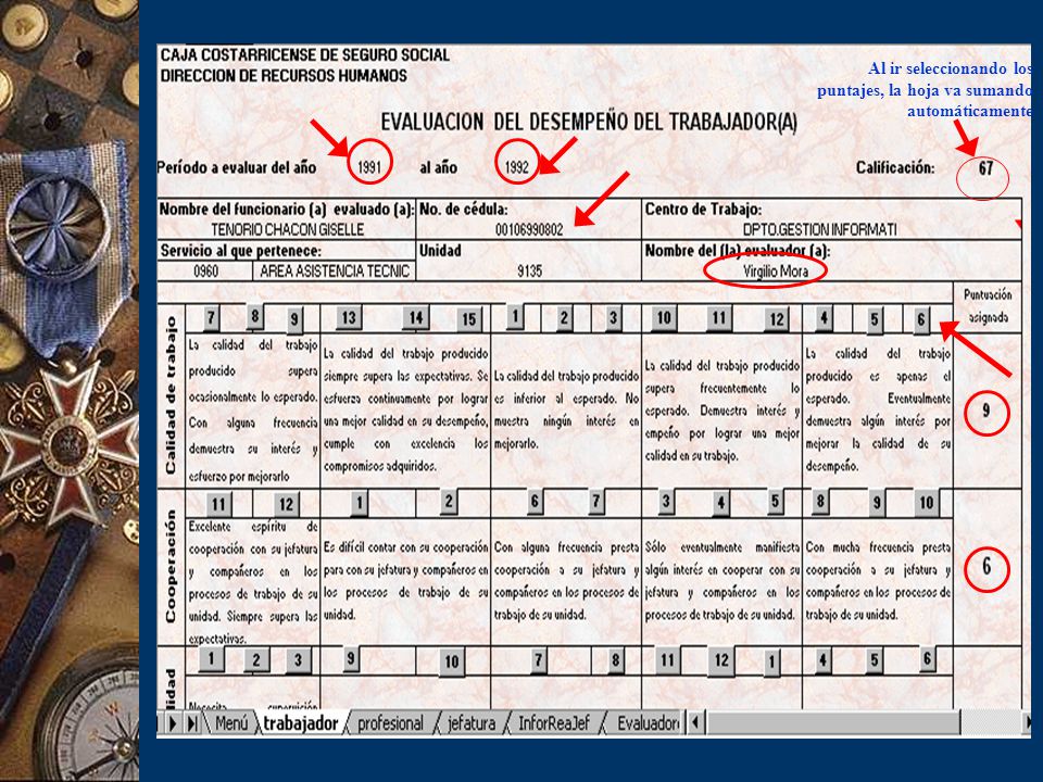 Al ir seleccionando los puntajes, la hoja va sumando automáticamente