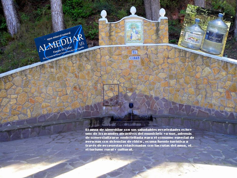 El agua de Almedíjar con sus saludables propiedades es hoy uno de los grandes atractivos del municipio ya que, además de comercializarse embotellada para el consumo especial de personas con dolencias de riñón , es una fuente turística a través de propuestas relacionadas con las rutas del agua, el el turismo rural y cultural.