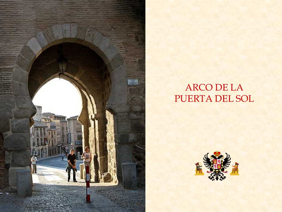 ARCO DE LA PUERTA DEL SOL