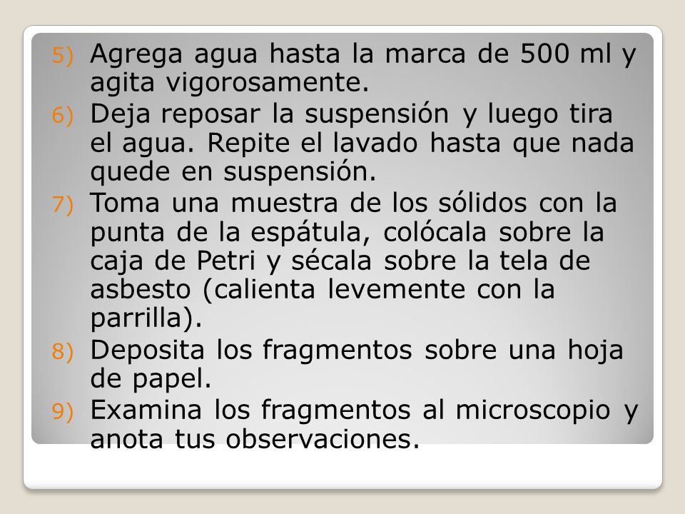 Agrega agua hasta la marca de 500 ml y agita vigorosamente.