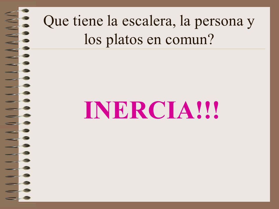Que tiene la escalera, la persona y los platos en comun