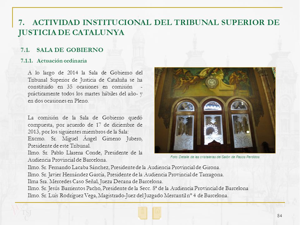 Foto: Detalle de las cristaleras del Salón de Pasos Perdidos