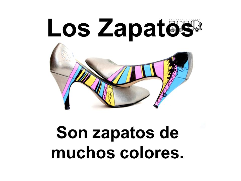 Son zapatos de muchos colores.